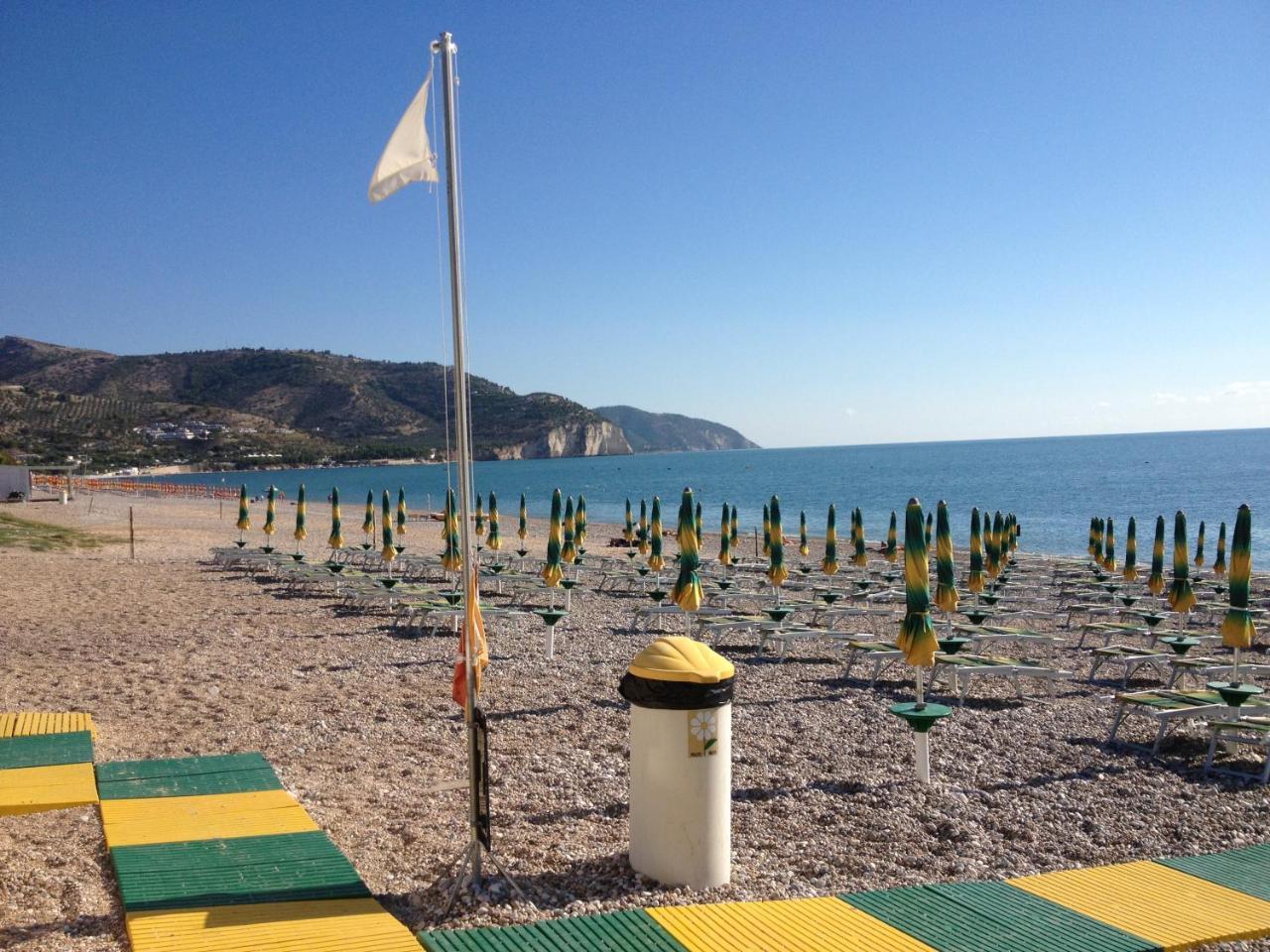 Appartamenti Sul Mare Da Antonino Mattinata Bagian luar foto